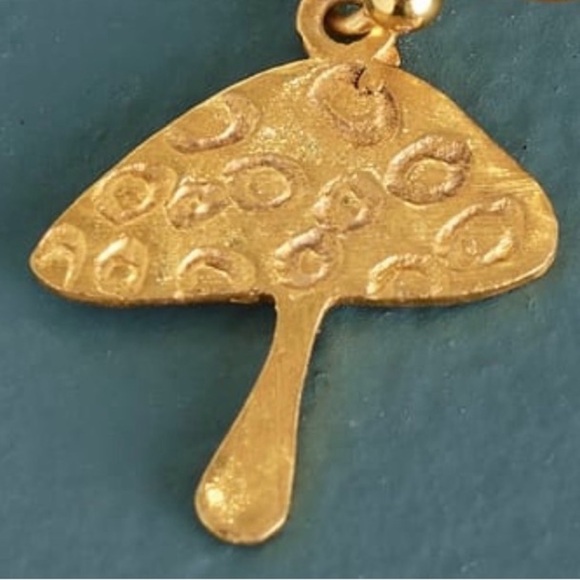 Textured Golden Mushroom Earrings, NWT - Picture 3 of 3
